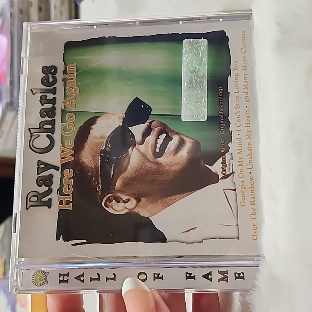 RAY CHARLES  MUSIC 🎶 CD 💿.  HERE WE GO AGAIN.